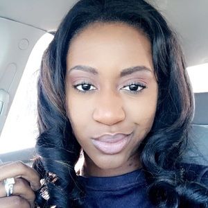 Meet your Posher, Charlissa